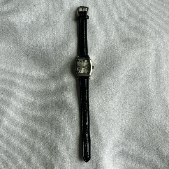Women’s vintage SKC silver/black adjustable genuine‎ leather watch - Picture 1 of 8
